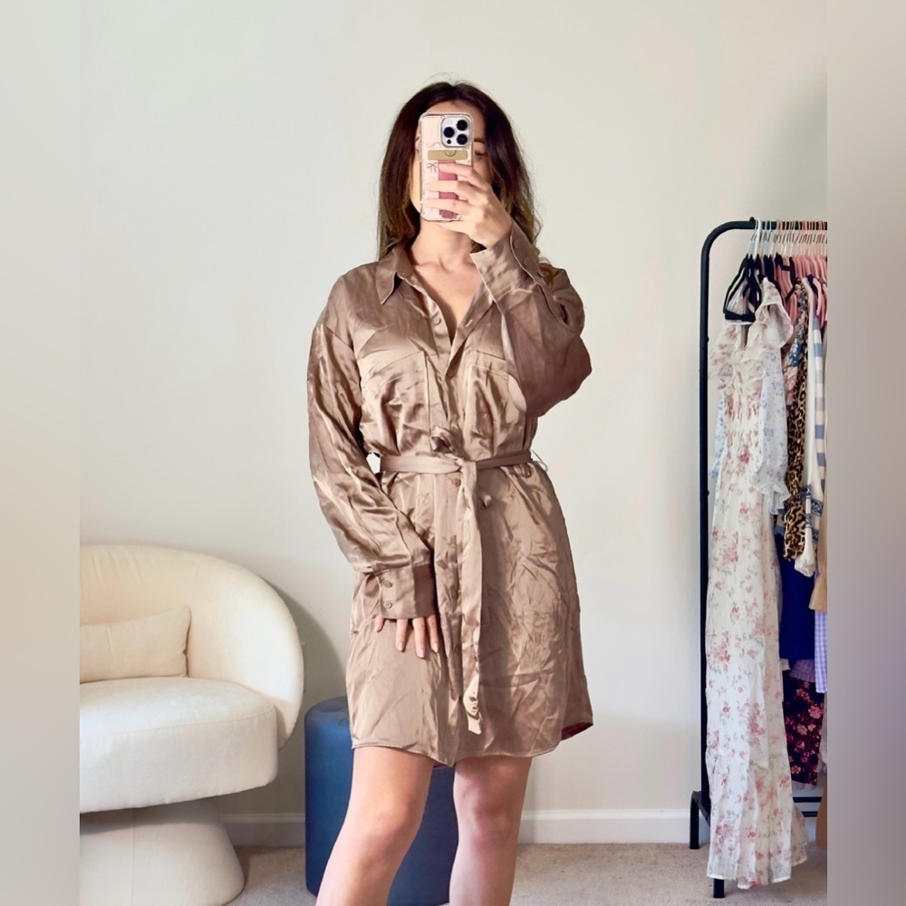 new with tags abercrombie satin button down belted dress